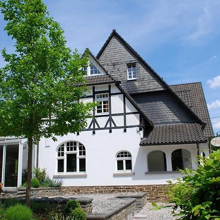 Отель Wildenburger Hof Friesenhagen Экстерьер фото
