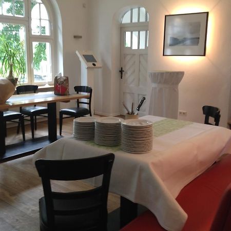 Отель Wildenburger Hof Friesenhagen Экстерьер фото